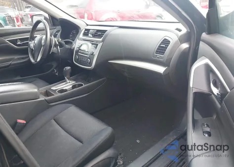 2016 Nissan Altima 2.5 Sr z USA, uszkodzony, nr VIN 1N4AL3AP0GC268232